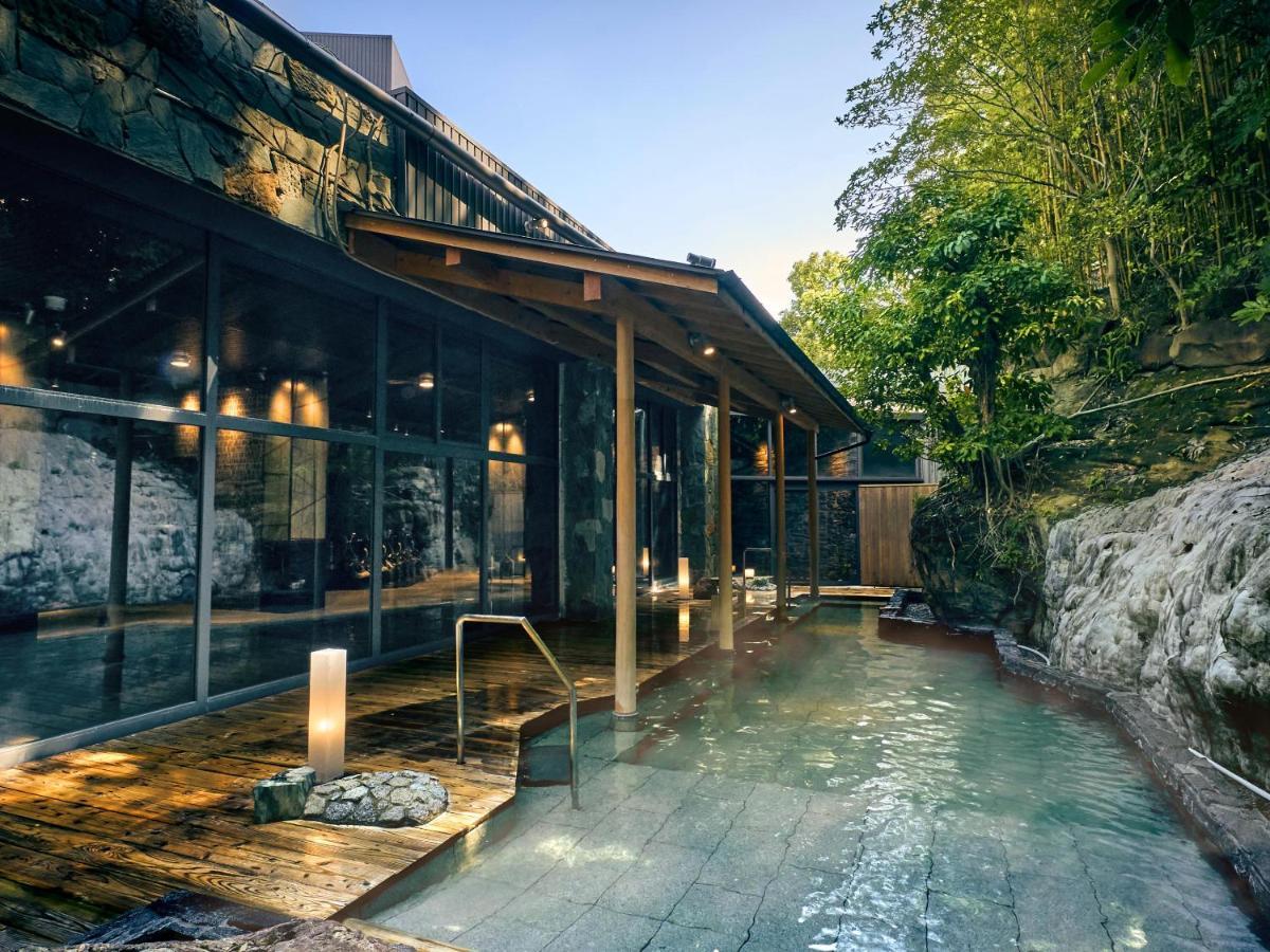 Ooedo Onsen Monogatari Premium Shirahama Gyoen Hotel Exterior foto